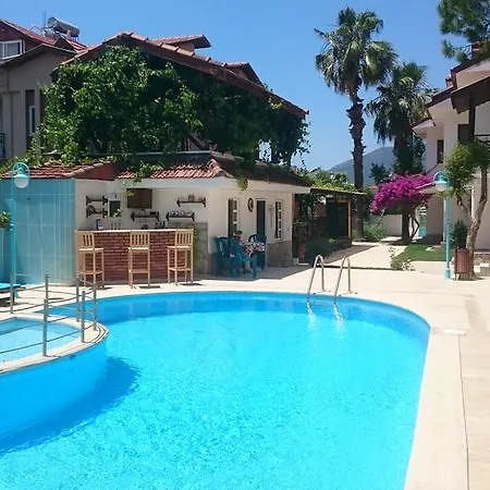 Апартаменты Turtle Beach Bungalows Дальян